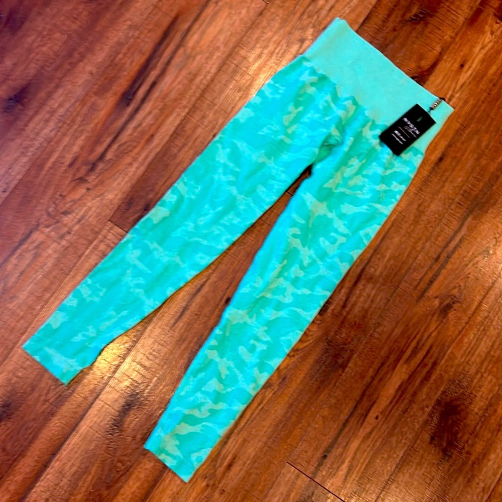 NVGTN leggings